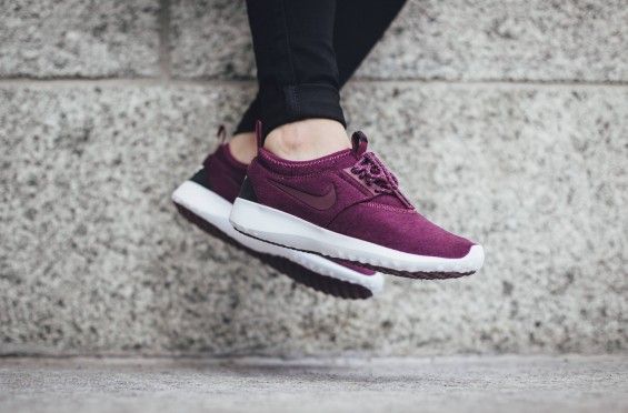 The women’s-inclined
Nike Juvenate
is treated in a poly fleece fabric to essentially suit the colder months ahead.
Free from its traditional all-mesh upper with a sock like construction, the ...
